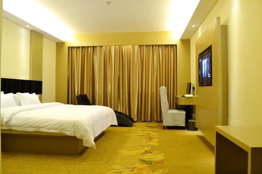 Bella Ingenious Hotel 둥잉 외부 사진