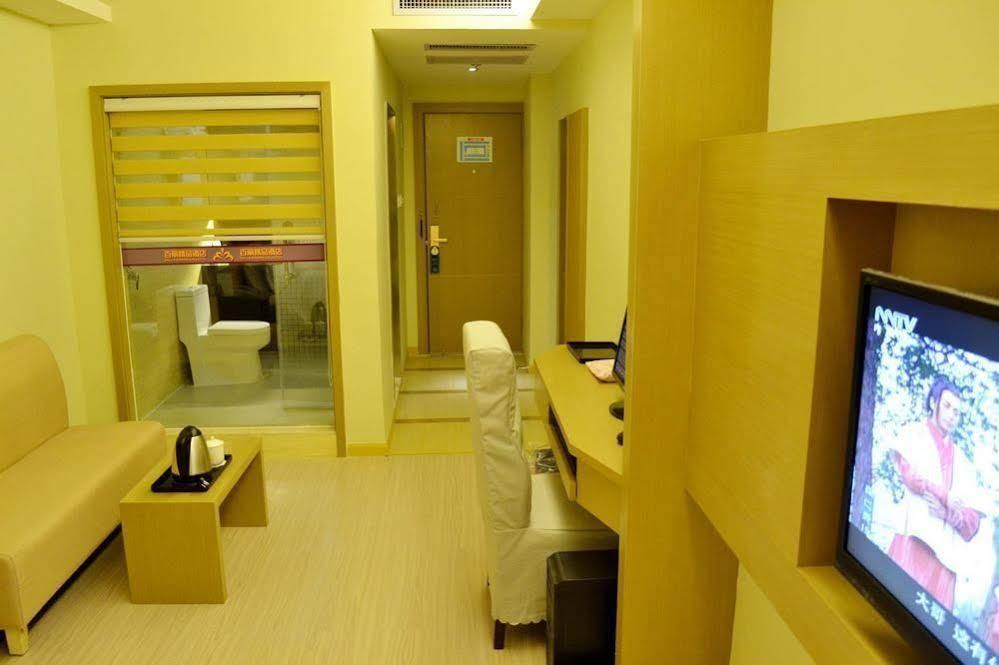 Bella Ingenious Hotel 둥잉 외부 사진